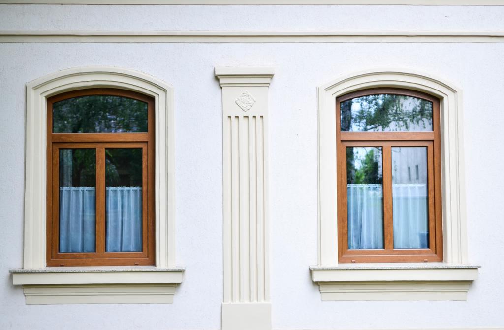 Pava Apartmanhaz Makó 外观 照片